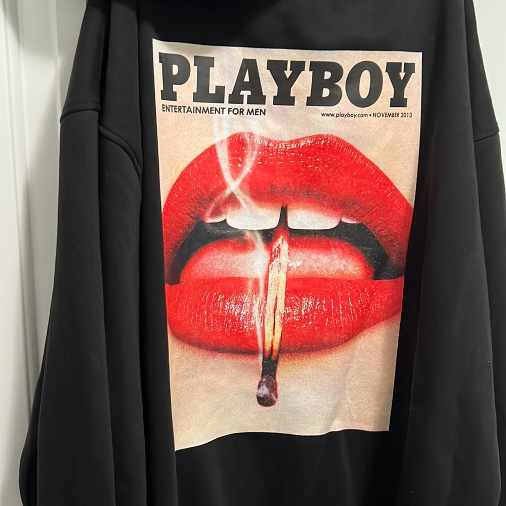 PLAY BOY x MISSGUIDED COLLAB SWEATER